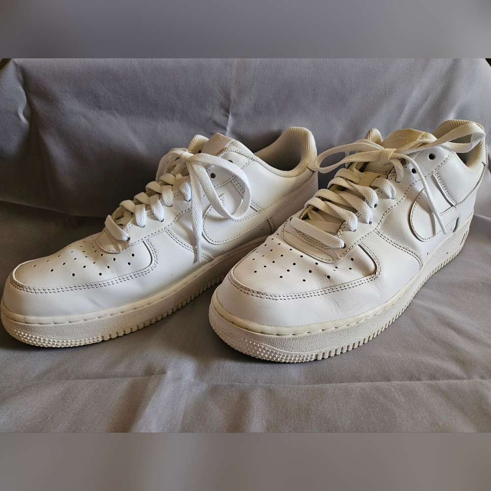 Nike Air Force 1